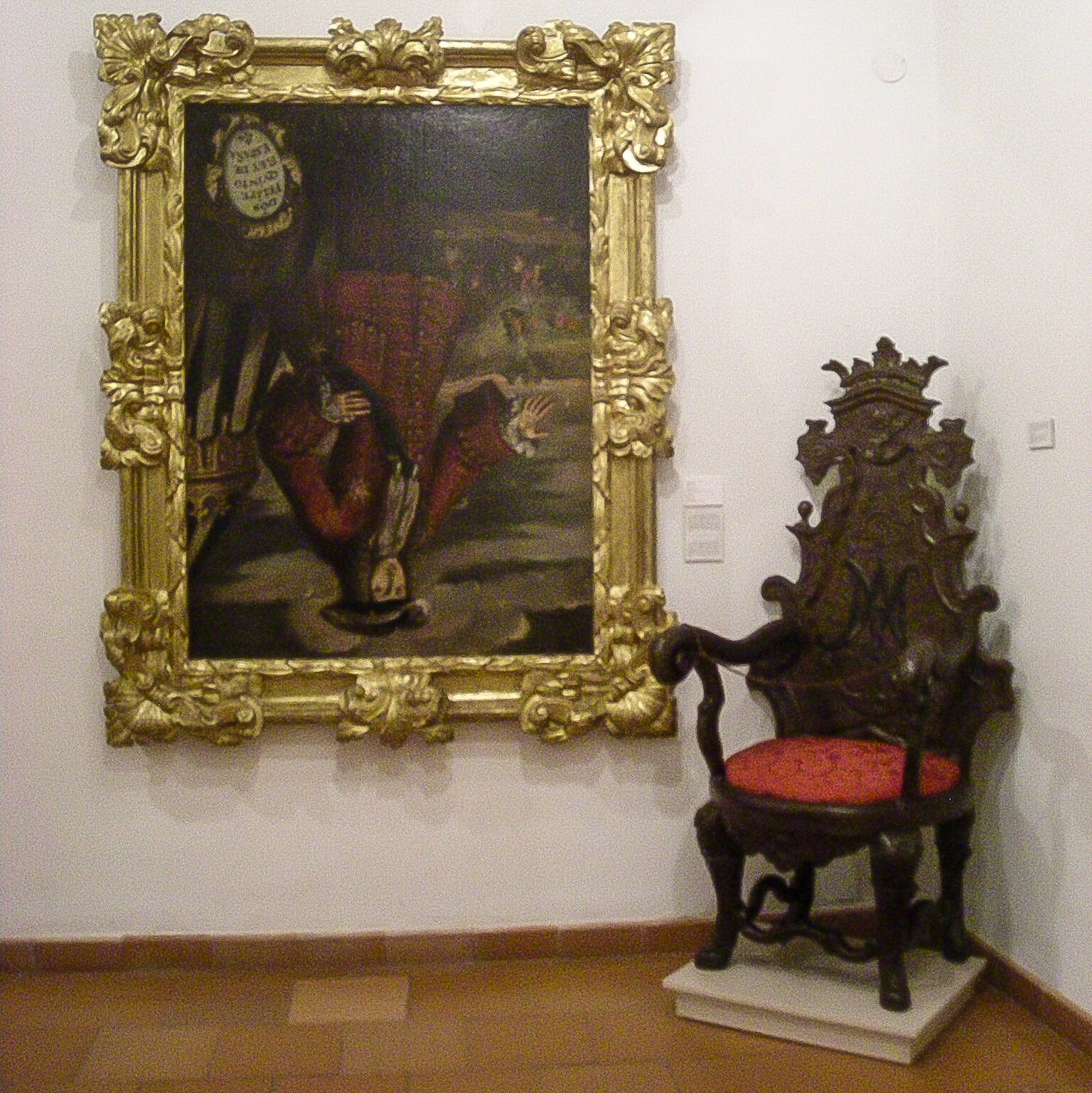 The portrait of king Felipe V before its restoration, placed upside down in the Museu de l'Almodí in Xàtiva.